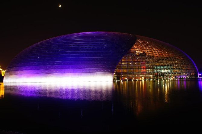 Beijing Private Nighttime Sightseeing Tour w/ Transfer - What if you choose the historical-style route with hutong and Forbidden City views?