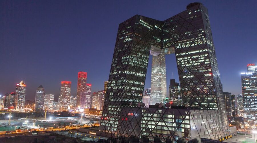 Beijing: Private Sightseeing Nighttime Tour with Transfer - Optional dinner, food walks, and show nights
