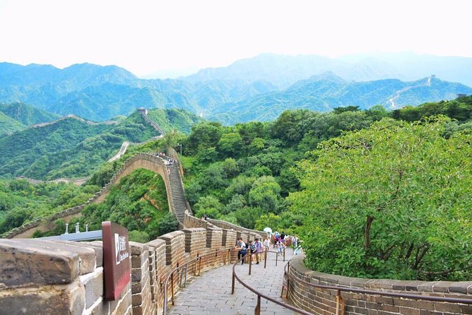 Beijing Private Transfer: Badaling Great Wall with VIP Past Pass - Transfer-Only vs Private Guide: Choose the Right Level of Help