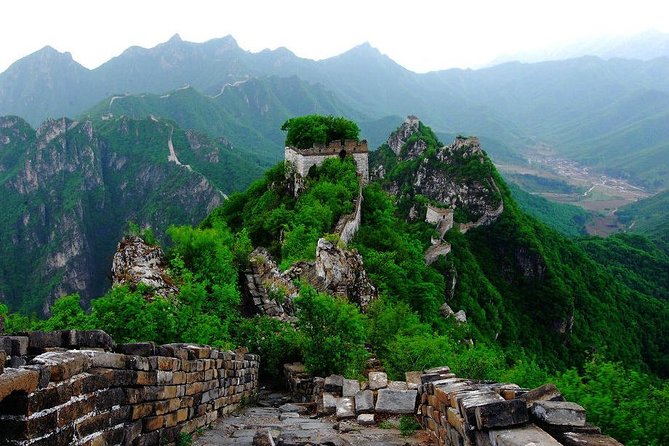 Beijing Private Transfer to Jinshanling or Simatai Great Wall - Simatai + Gubei Water Town: a wild wall by day and lantern lanes later