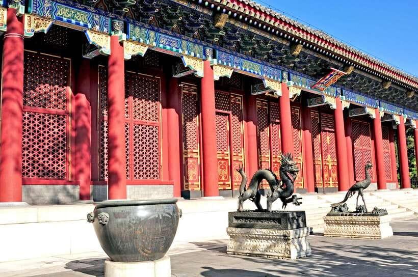 Beijing: Summer Palace Private Tour with Optional Activities - Lake views and the summer boat ride (when you choose the longer day)