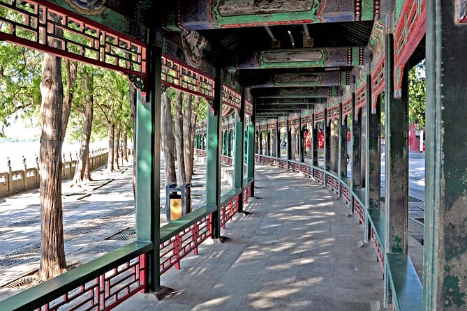 Beijing Summer Palace Ticket Booking - Stop 3: Kunming Lake Shore Views (A 30-Minute Reset)