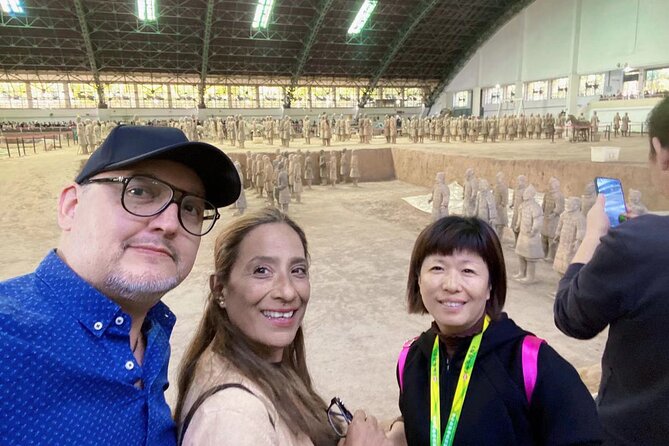 Beijing: to Xi'an Terracotta Day Tour by Roundtrip Bullet Train - E-tickets, seat classes, and passport gate speed