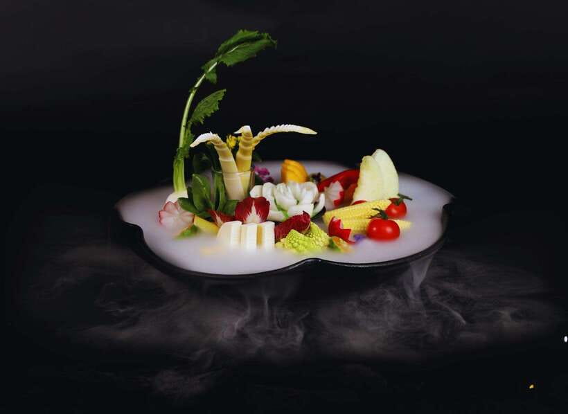Beijing: Top Michelin Vegetarian Restaurant Reservation - What You’ll Eat: Mushrooms, Soy, Vegetables, and Whole Grains
