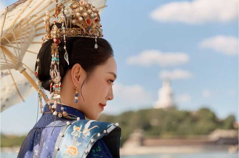Beijing: Traditional Chinese Costume Makeover & Photo Shoot - Hanfu rental, makeup, and styling: where the look becomes believable