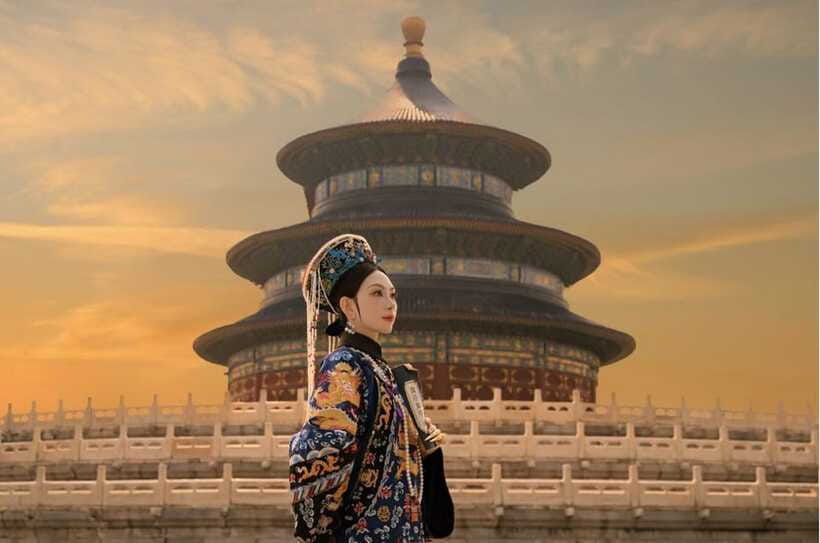 Beijing: Traditional Chinese Costume Makeover & Photo Shoot - Scenic photos in Hanfu: getting good shots even if you’re not a model