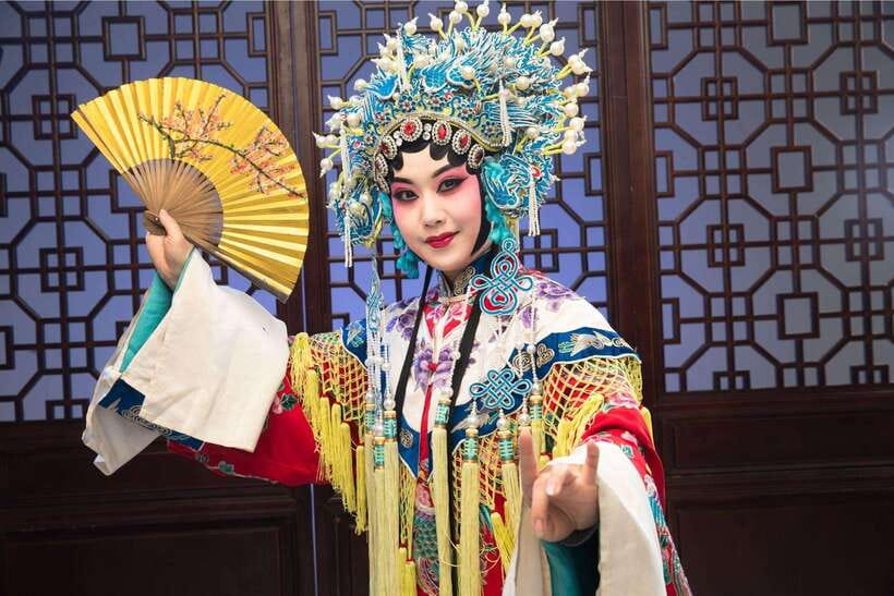 Beijing: Traditional Cultural Show Peking Opera Tickets - The show itself: what Peking Opera feels like up close