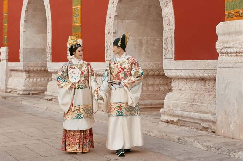 Beijing Traditional Hanfu Experience & Photoshoot for Groups - Costume selection + hair and makeup: why that 1.5 hours is the heart of it