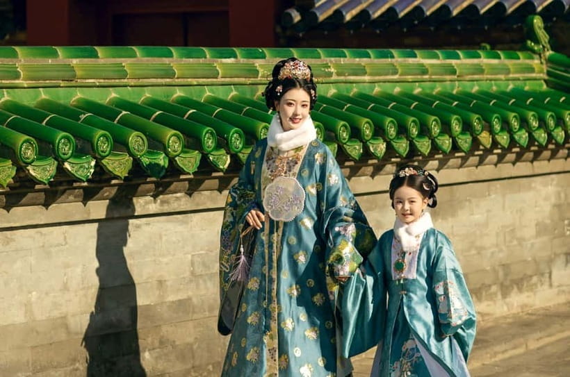 Beijing Traditional Hanfu Experience & Photoshoot for Groups - The start: Jinyu Hutong Station to the costume shop