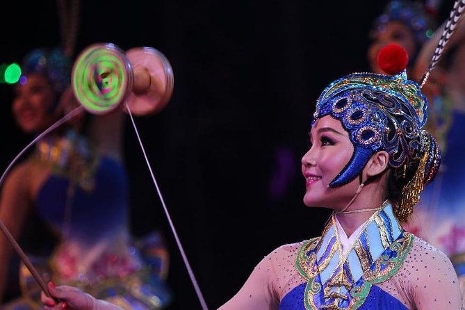 Beijing Traditional Hot Pot Dinner and VIP seated Acrobatic show - Lost Heaven hot pot dinner near Tian’anmen: set-menu rhythm and real value