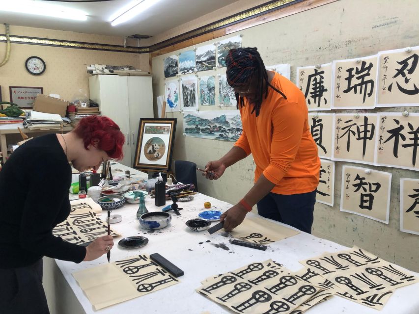 Beijing Wangfujing Calligraphy Class Nearby Forbidden City - What you learn: strokes, posture, and brush control
