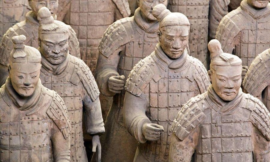 Beijing: Xi'an Terracotta Tour by Train-All Tickets Included - Specialist guides make the First Emperor feel real