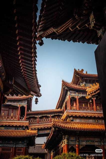 Beijing: Yonghe Lama Temple Tickets with guide (optional) - The best time to go: opening hours and last entry reality check