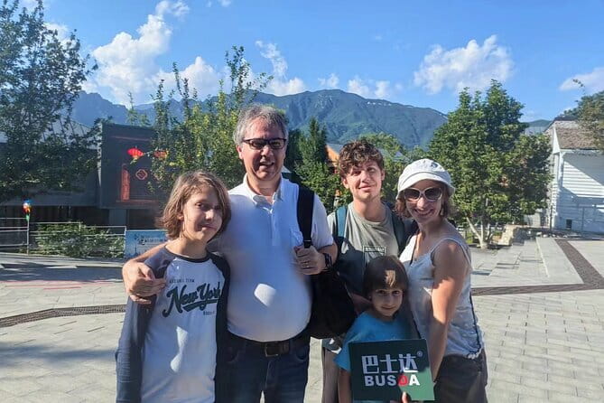 BusDa-Full-Day Bus Trips: Mutianyu, Summer & Old Summer Palaces - Key points to know before you go