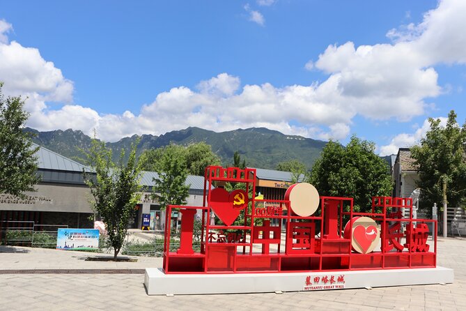 Busda-Mutianyu Great Wall&Dingling Tomb Full-Day Bus/Private Tour - Tickets, cable car/toboggan costs, and payment reality at the Wall