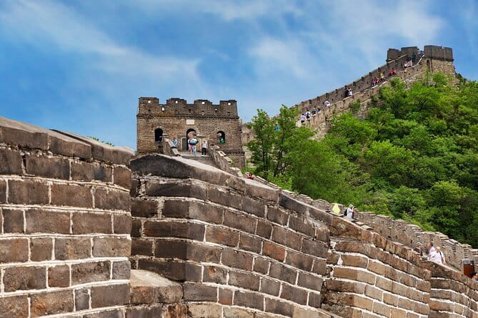 BusDa-Mutianyu Great Wall Sightseeing Full-day Bus Tours - Tickets and shuttles: why this tour’s setup is worth paying for