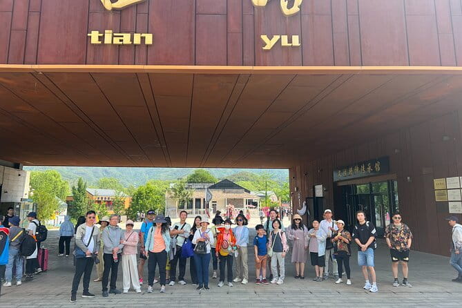 BusDa-Mutianyu Great Wall & Summer Palace Full-Day Group Tour - Key Points You’ll Care About