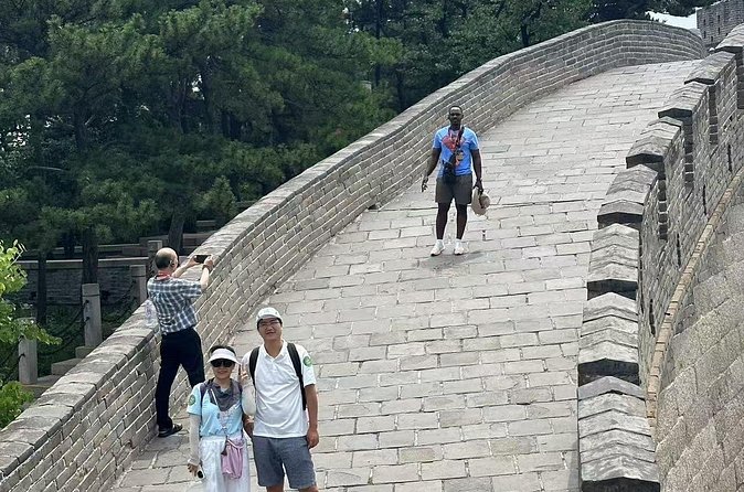BusDa-Private Mutianyu Great Wall Trip with English Guide - Optional Summer Palace add-on: what ticket you actually get