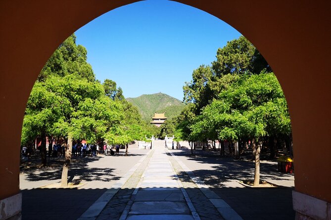 BusDa- Private Tour: Mutianyu Great Wall &Ming Tombs(Chang Ling) - Changling Tomb: Emperor Yongle’s Ming-era centerpiece