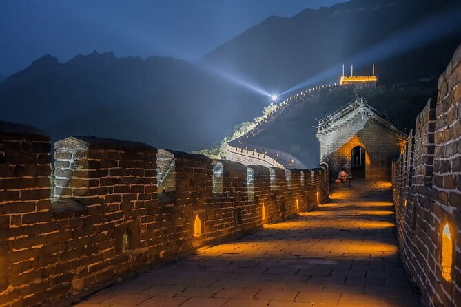BusDa-Sunset Glow at Mutianyu Great Wall Night Bus Tour w/ Ticket - Why Mutianyu at Sunset Feels Different Than Daytime