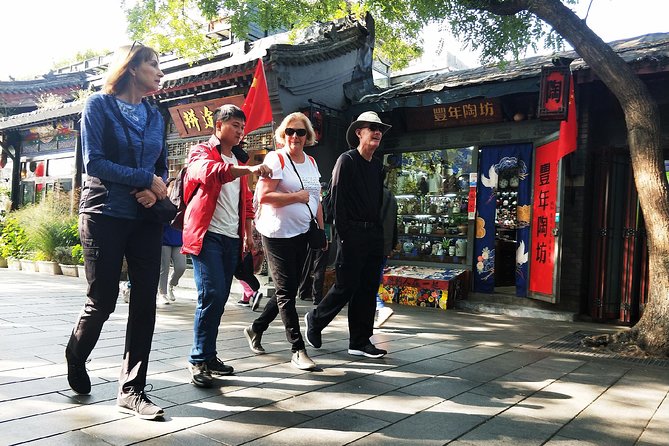Customized Private Beijing Layover City Tour - Food on a Layover: Roast Duck and Snacks That Actually Fit