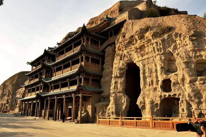 Datong Yungang Grottoes and Hanging Monastery 1-day from Beijing by Train - Yungang Grottoes: 252 caves and 51,000-plus figures in Northern Wei stone