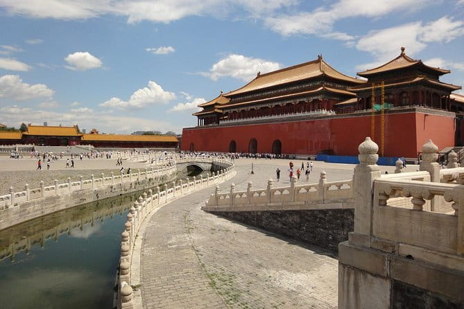 Forbidden City Entrance Ticket with Optional Guided Service - Option 3: Private round-trip hotel transfer plus guide for a lower-stress day