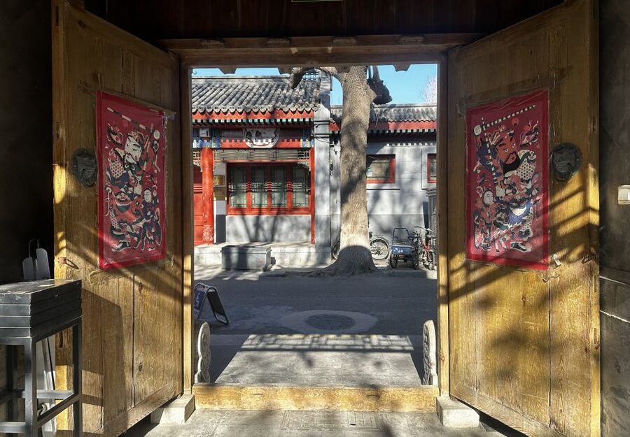 Forbidden City&Hutong Private Tour w/Historic Site Add-ons - Houhai Hutongs: your choice of walking, car transfer, or a 20-minute rickshaw ride