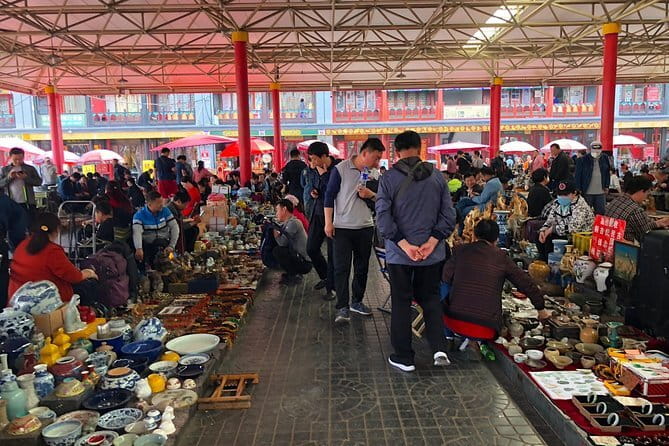 Full-Day Private Tour Panjiayuan Antique Market and Beijing Capital Museum - Key highlights