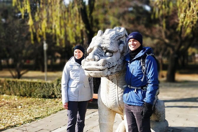 Full-Day Private Tour Panjiayuan Antique Market and Beijing Capital Museum - Should you book this Panjiayuan + Capital Museum private tour?