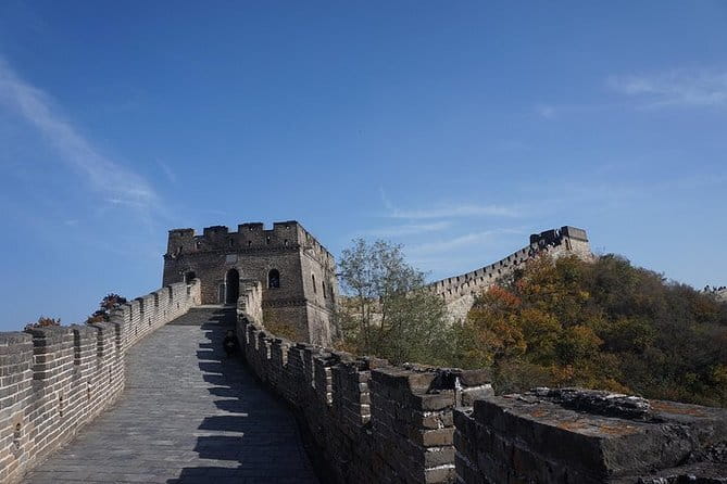Great Wall of China at Mutianyu Full-Day Private Tour Including Lunch - Walking Mutianyu Great Wall: parapets, towers, and a realistic game plan