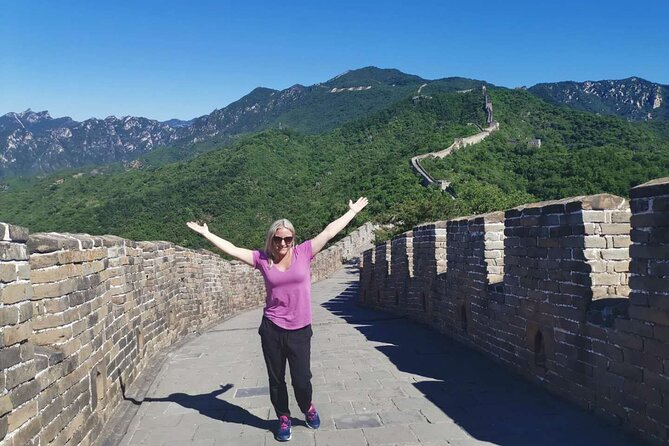 Great Wall With Beijing Capital Airport/Hotel Round-Way Transfer - Airport-to-Mutianyu Without the Headache