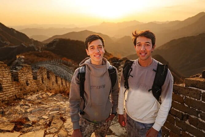 Hiking Tour Jiankou to Mutainyu with English Driver Service - The English-driver ride: how this tour keeps the day simple
