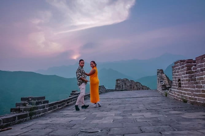 Huanghuacheng Great Wall Picnic Sunset Tour - Fruit fields, local farmers, and the short hike to quiet