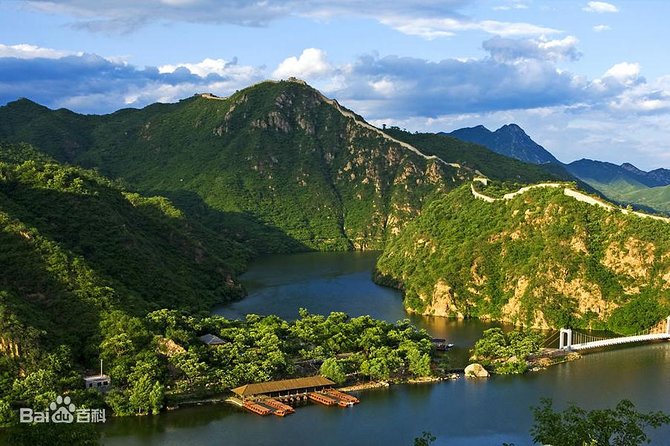 Huanghuacheng Lakeside Great Wall Private Day Tour - Guide and English: What to Expect Without Assuming Too Much