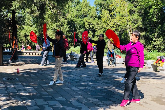 Jingshan Park Tour - Yinding Bridge: money bridge, and why atmosphere changes
