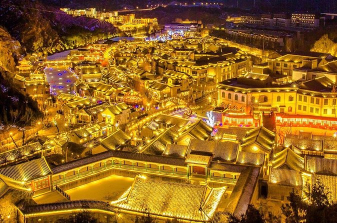 Jinshanling Private Tour with Night View of Simatai and Gubei Water Town from Beijing - Food Notes: Chinese Lunch or Dinner, Local Setting, and Vegetarian Request