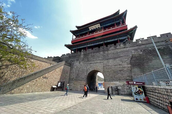 Juyongguan Great Wall Entrance Ticket with Guide&Transfer Service - The independent option: explore the wall without getting herded