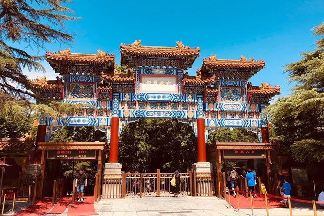 Lama Temple, Hutong and Silk & Pearl Market Private Day Tour - What to expect day-of: walking, pace, and the “shopping mood”