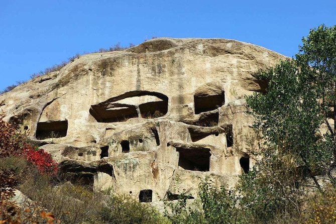 Longqing Gorge and Guyaju Caves Private Day Tour - Seasonal Notes That Can Change Your Day
