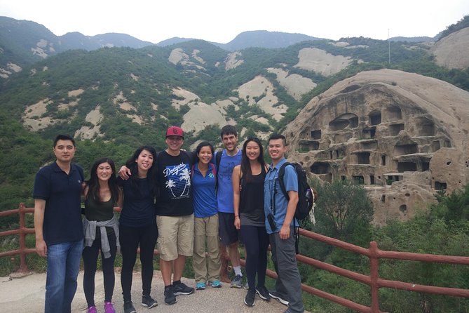 Longqingxia Gorge Cruise and Guyaju Cave Dwellings Private Day Tour - Lunch at the farmer’s house: a local pause that helps the day
