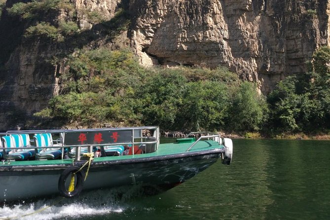 Longqingxia Gorge Cruise and Guyaju Cave Dwellings Private Day Tour - Price and logistics: is $216 per person a good deal?