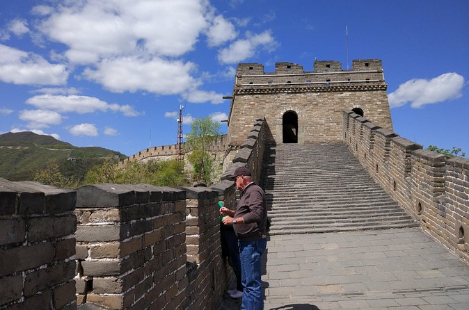 Mini Group: Half-Day Great Wall at Mutianyu Hiking Tour - Should You Book This Half-Day Great Wall at Mutianyu Hiking Tour?