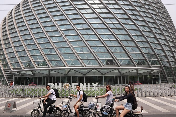 Modern Beijing Discovery by Bike - Stop 3: The Place—seeing the world’s largest roof TV screen (10 minutes)