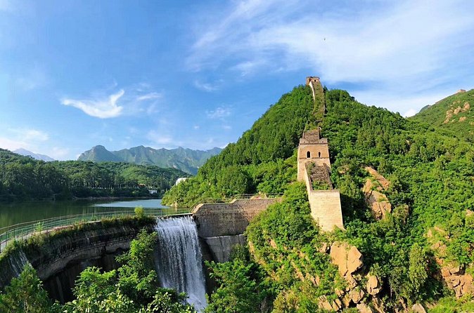 Mutianyu and Huanghuacheng Great Wall Private Tour with English Speaking Driver - The private vehicle + English-speaking driver advantage