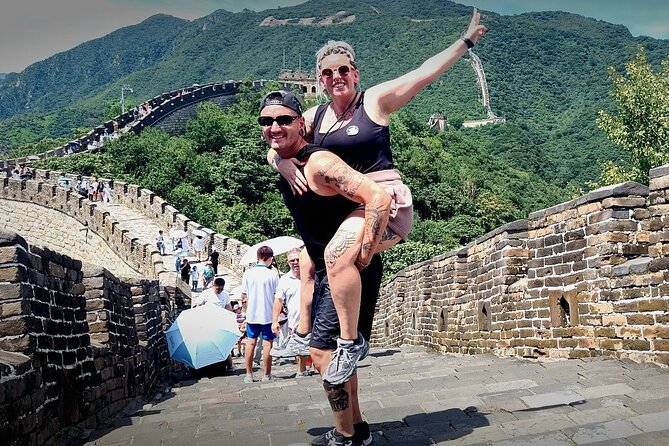 Mutianyu Great Wall and Summer Palace One Day Bus Tour - Group size and guide names you might encounter