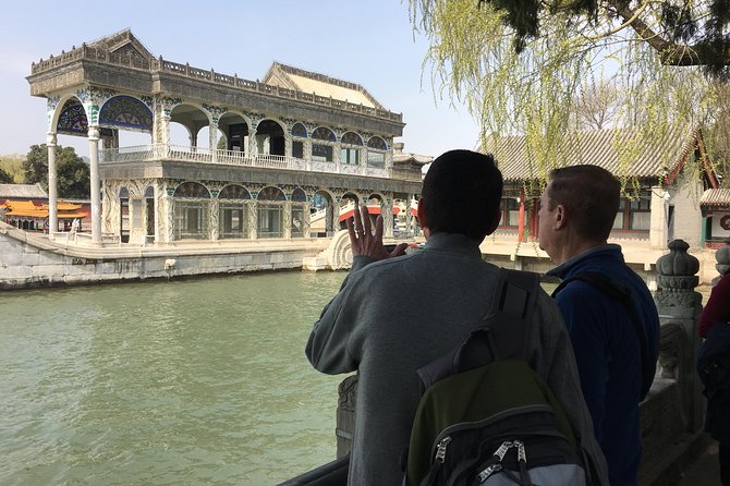 Mutianyu Great Wall and Summer Palace Private Tour with Acrobatic Show Option - Why Mutianyu Great Wall feels more relaxed than the big-name sections