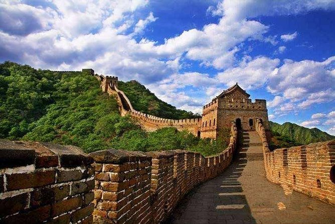 Mutianyu Great Wall Private Day Tour With English-Speaking Driver - Why Mutianyu Is a smart Great Wall choice when your time is tight