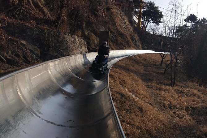 Mutianyu Great Wall Private Trip with Toboggan Slide down - Getting to the wall gate quickly (and why that saves your energy)