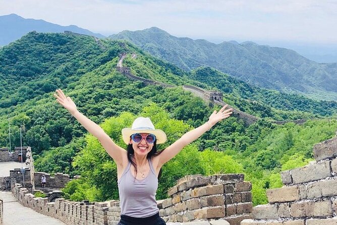 Mutianyu Great Wall Ticket - Best time to visit Mutianyu: Go early for breathing room